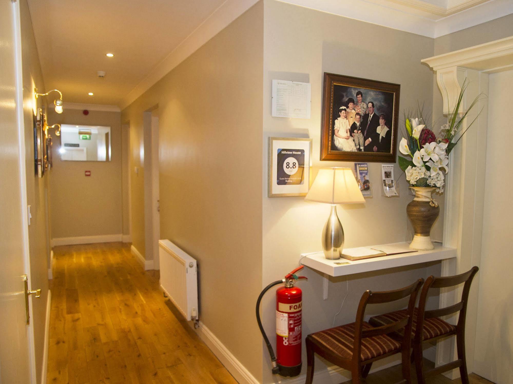 Апартаменты Hillview Self Catering Lusk Экстерьер фото